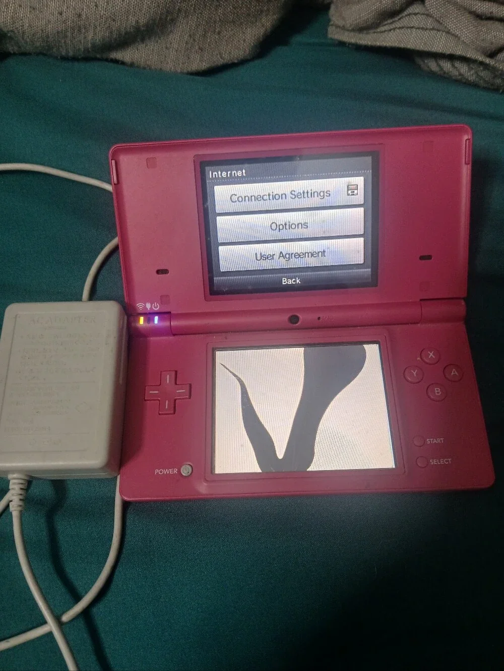 Nintendo DSi Handheld Game Console Pink Bottom Screen Broken